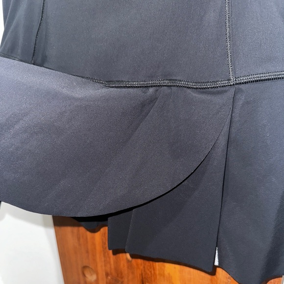 Lululemon Skort in Black - Picture 10 of 13
